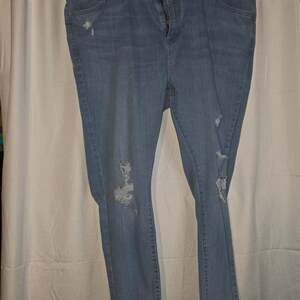 Levi's Plus Size 720 High-Rise Super Skinny Distressed Jeans 22W
